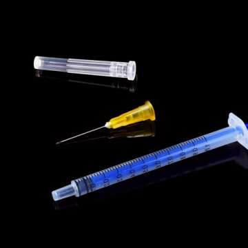 15 Pack 1ml 25Ga Plastic Syringe with Measurement for Scientific Labs and Industrial Dispensing, Disposable Individually Wrapped (15, 1ml 25Ga)
