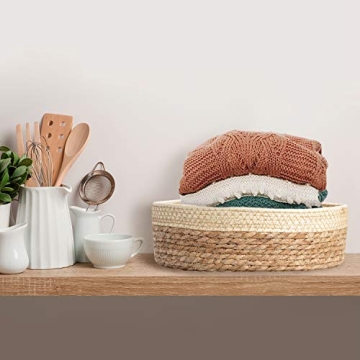 Round Rattan Baskets Set for Organizing Wicker Storage Basket for Fruit, Bread Serving Decorative Gift Baskets Empty, Countertop Baskets for Pantry and Bathroom