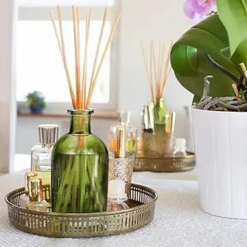 YOUEON 16 Pack Green Glass Bud Vases, Small Bud Vases in Bulk, Glass Flower Vases for Centerpieces, Vintage Decorative Bottle Vases for Flowers, Home Decor, Wedding Reception, Office