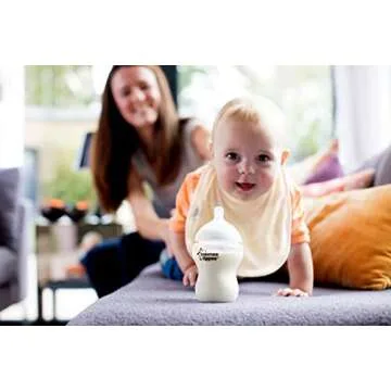 Tommee Tippee Closer to Nature Comfi-Neck Baby Bib with Padded Collar, Reversible – Cream Chevron, 2 Count