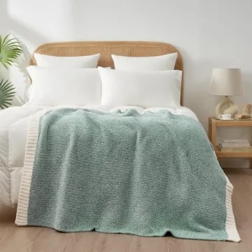 Snuggle Sac Christmas Green Blanket, Ultra Soft Xmas Blankets for Couch, Cozy Warm Knit Fuzzy Plush Throws Blanket for Sofa, Bed,Living Room, Heather Green, 50x60 inches