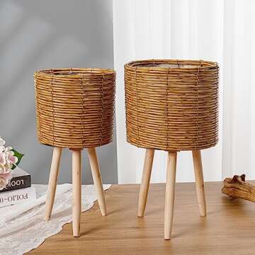 THY COLLECTIBLES Set of 2 Natural Color Woven Planter Baskets with Plastic Lining and 3 Wooden Legs,...