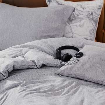 Bedsure Twin/Twin XL Comforter Set - Grey Soft Bedding for All Seasons, Cationic Dyed Bed Set, 2 Pieces, 1 Twin Size Comforter (68"x88") and 1 Pillow Sham (20"x26"+2")