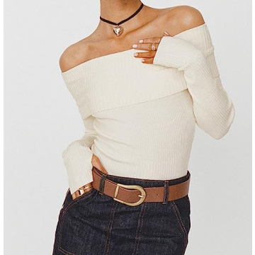 PICPUNMAK Off Shoulder Crop Tee for Effortless Style
