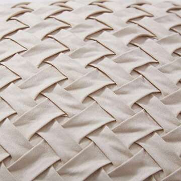 Longhui bedding 18” x 18” Cream Throw Pillow Covers (Set of 2) – Decorative Throw Pillow Cover for 18 inch Sofa, Couch, Chair Pillows – Square Decorative Pillowcase