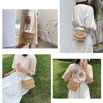 Chic Straw Beach Bags for Summer Outings and Casual Use