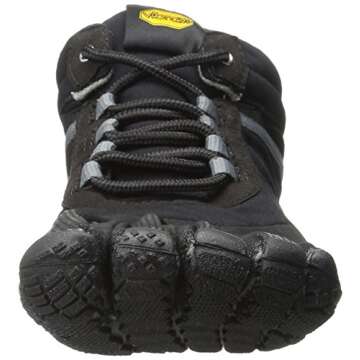 Vibram Men's Trek Ascent Insulated Walking Shoe