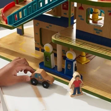 KidKraft Wash N Go Garage - Fun Toy for Ages 3+