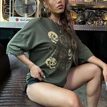 WDIRARA Women's Skull Print Half Sleeve Drop Shoulder Oversized Tee Casual T Shirts