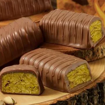 Dubai Chocolate Bar Pistachio Knafeh - Luxurious Treat
