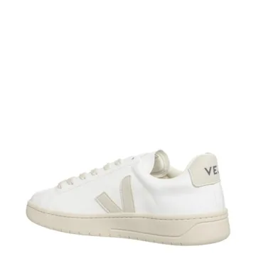  Veja Women Urca Sneakers - Chic Eco-Friendly Comfort