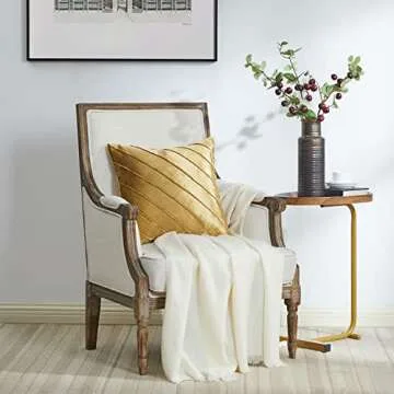 Elegant Gold Velvet Pillow Covers for Luxurious Home Decor