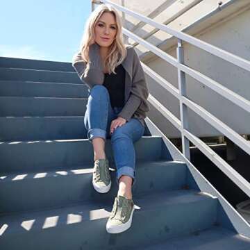 JENN ARDOR Women Slip On Shoes Canvas Fashion Sneakers Low Top Walking Shoes for Women Tennis Sneakers Vintage Footwear Comfortable Flats