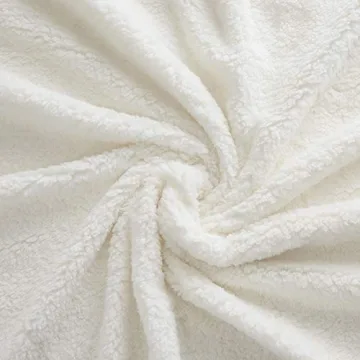 Ultra-Soft Sherpa Throw Blanket - Amazon Basics