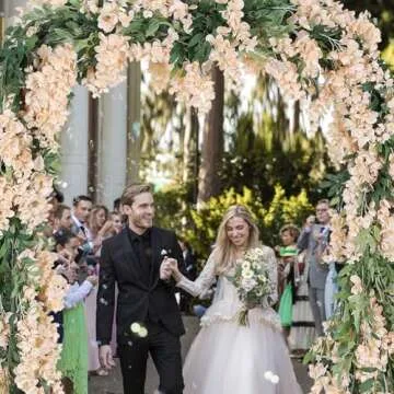 Duovlo 4Pcs 6.6Ft/Piece Imitation Silk Wisteria Garland Hanging Flower Vine for Home Outdoor Garden Ceremony Wedding Arch Floral Decor (Champagne)