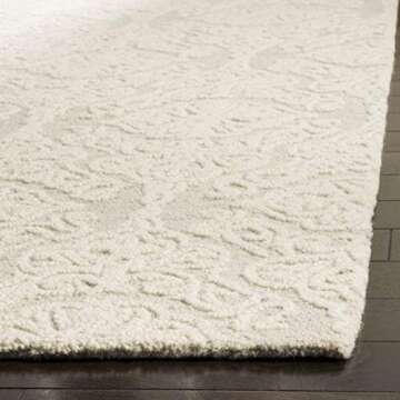 SAFAVIEH Blossom Collection Area Rug - 8' x 10', Silver & Ivory, Handmade Wool, Ideal for High Traffic Areas in Living Room, Bedroom (BLM112G)