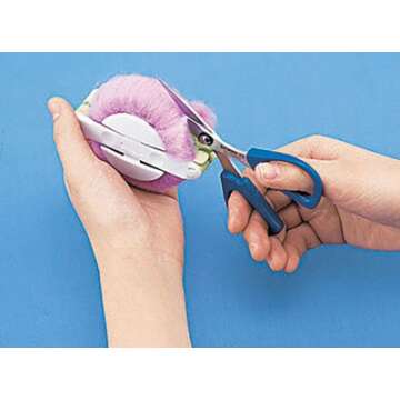 Clover Small Pom-Pom Maker – Easy Crafting Tool