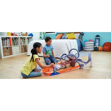 Hot Wheels Toy Car Track Set, RacerVerse Spider-Man’s Web-Slinging Speedway, Competitive Race with 2 Die-Cast Vehicles: Spider-Man & Black Panther