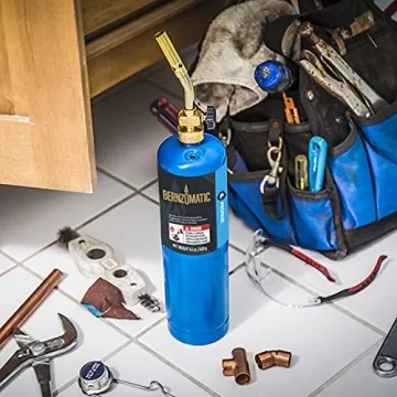 Bernzomatic TS4000 Torch with 3 Propane Canisters