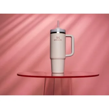 Stanley Quencher H2.0 in Rose Quartz 30 oz Tumbler
