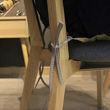 WUYU Cushion for Comfort and Support in Strawberry Design