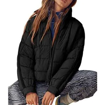 Aiopr Women's Oversized Lightweight Down Coat Long Sleeve Zip Packable Short Puffer Jackets