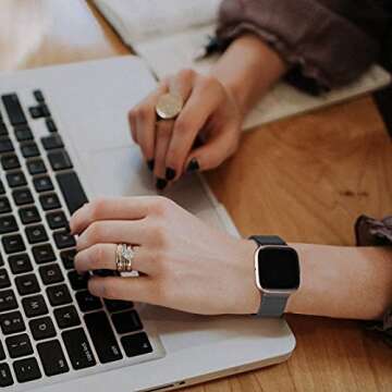 ZWGKKYGYH Stylish Metal Bands for Fitbit Versa Smart Watch