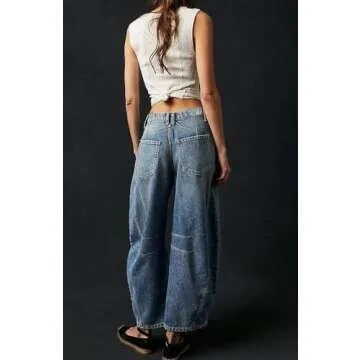 Womens Modern Mid Rise Barrel Cropped Denim Jeans