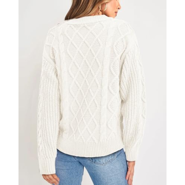 Stylish Winter Comfort with Cozy Oversized Knit Jumper