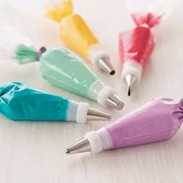 Wilton Cake Decorating Set - 8 Piece Baking Essentials