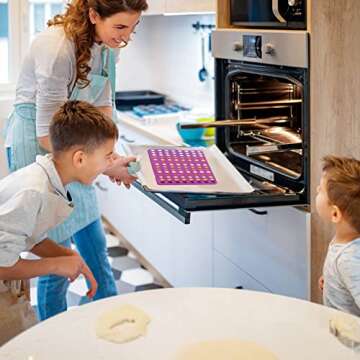 112 Cavity Mini Star Silicone Molds Fun Shaped Chocolate Molds for Homemade Dog Training Treats, Gummies, Candy, Chocolate Chips,Biscuits