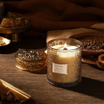 Luxurious Amber Candle by La Jolie Muse | 90-hour Burn
