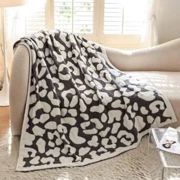 Cyusri Beige Checkered Throw Blanket