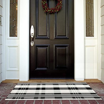 Stylish Collive Black and White Outdoor Rug | Washable Cotton Mat