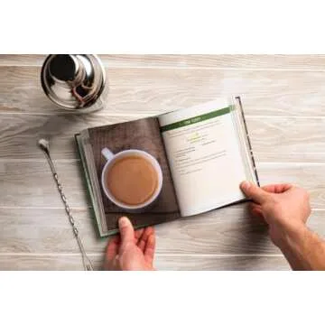 New Orleans Cocktails: An Elegant Collection of Over 100 Recipes Inspired by the Big Easy (More Than 100 New Orleans-Inspired Cocktails) (City Cocktails)