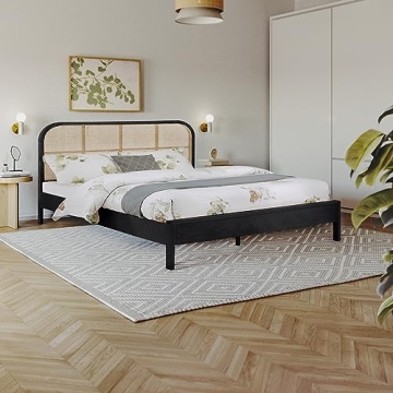 Meridian Furniture Siena Black-K King Bed with Cane Accent