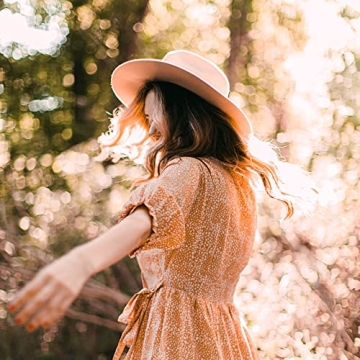 Stylish Lisianthus Women's Fedora Hat for Any Occasion