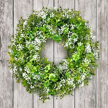 OEAGO 17.7" St Patricks Decoration Artificial Boxwood Wreath Decor Green Leaf White Flowers & Four Leaf Clover, Spring Summer Party Decor Outdoor/Indoor Farmhouse Front Porch Wall Window Door