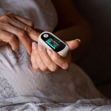 Innovo iP900BP-B Bluetooth Pulse Oximeter with Free App