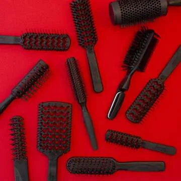 Cricket Static Free Ponytail Brush – Smoothing & Teasing Tool