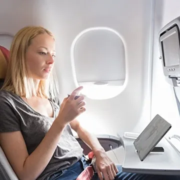 CLICK CLEAN Touchscreen Mist Cleaner with Microfiber and Phone Stand