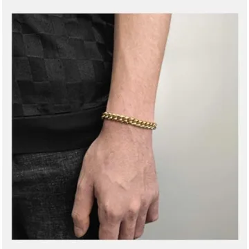 Stunning 18K Gold Bracelet - Elegant Gift for All Occasions