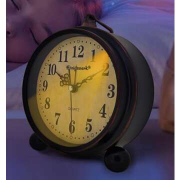 Königswerk Vintage Analog Alarm Clock, 5.25 inch Small Silent Desk Clock with Night Light, Battery Operated for Table, Bedroom, Bedside, Living Room, Room Decor (Classic)
