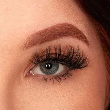 NYX Fill & Fluff Eyebrow Pomade Pencil - Auburn