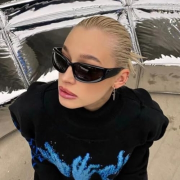 GUVIVI Wrap Around Stylish Sunglasses for Men and Women