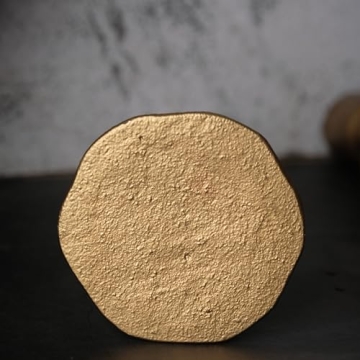 Elegant Antique Gold Candlestick Holders for Home Decor