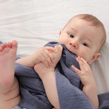 Comfortable & Stylish POMISO Muslin Swaddle Blankets