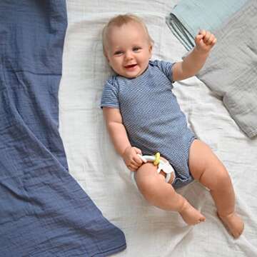 Comfortable & Stylish POMISO Muslin Swaddle Blankets