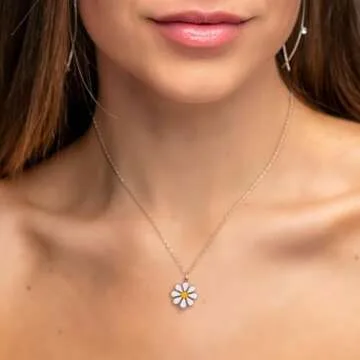 MIXJOY Small Daisy Necklace for Women - Dainty Daisy Tiny White Flower Necklace Minimalist Femininity Gifts, Female's Daisy Lover Gifts, Cheer Up Gift for Her, Gold
