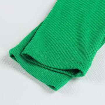 Artfish Women's Square Neck Long Sleeve Ribbed Slim Fitted Casual Basic Crop Top (Kelly Green, S)